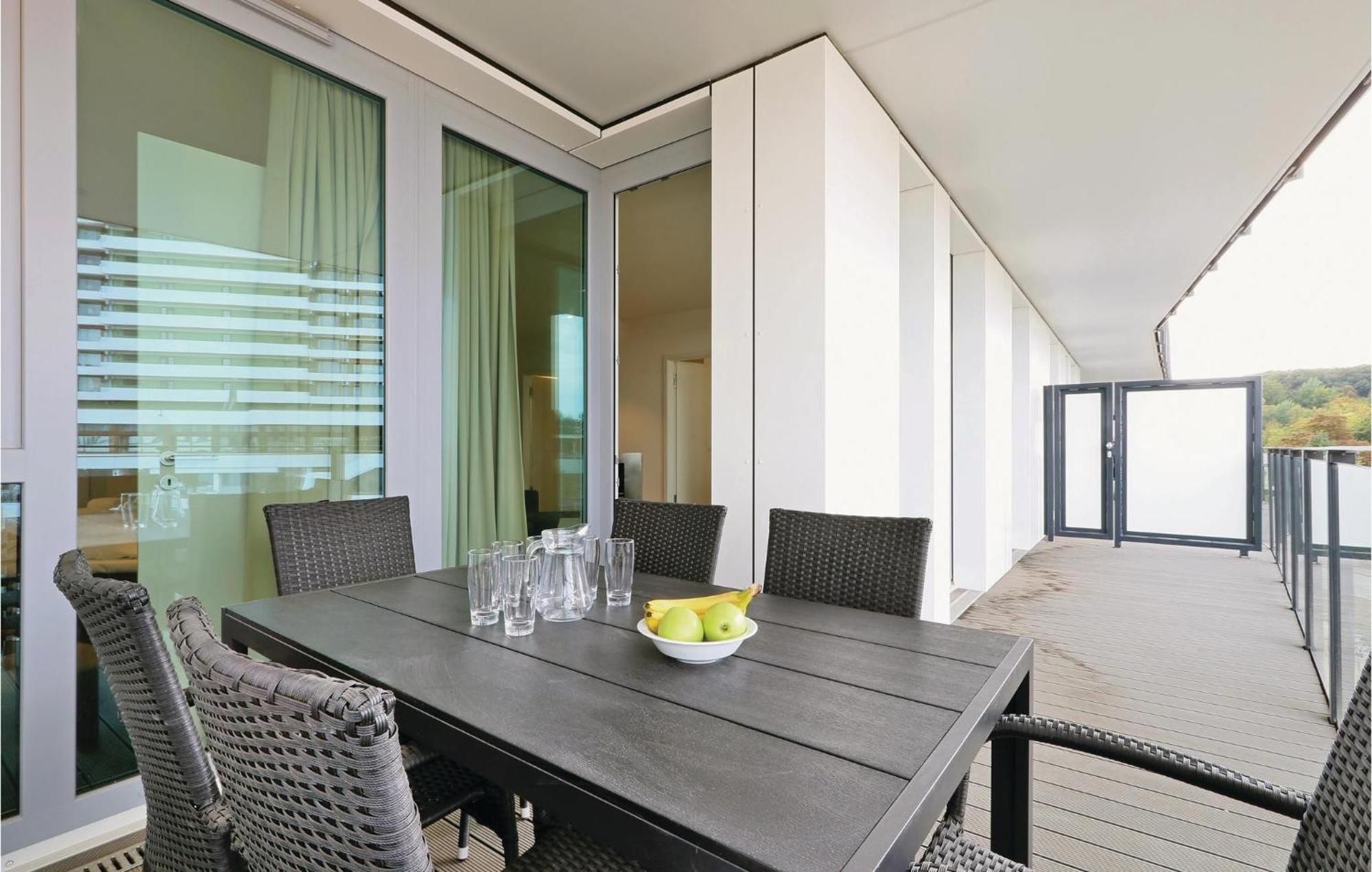 Nice Apartment In Luebeck Travemuende With Sauna Kültér fotó